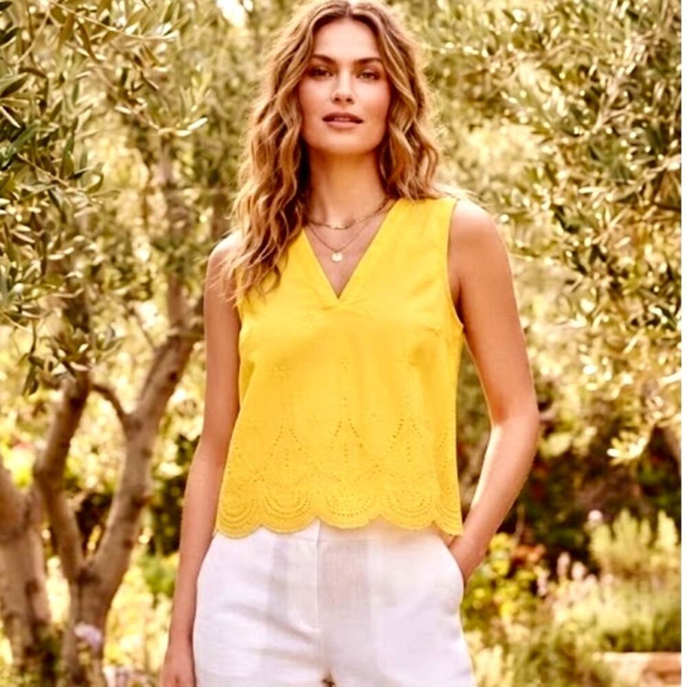 A NEW DAY Sunny Yellow V-neck Tank Top Eyelet Blouse Cotton Top Small